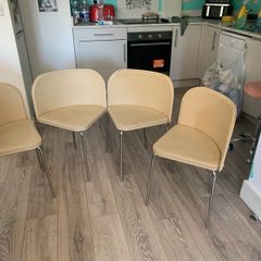 4 kitchen table chairs