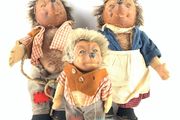 Vintage Steiff Mecki family