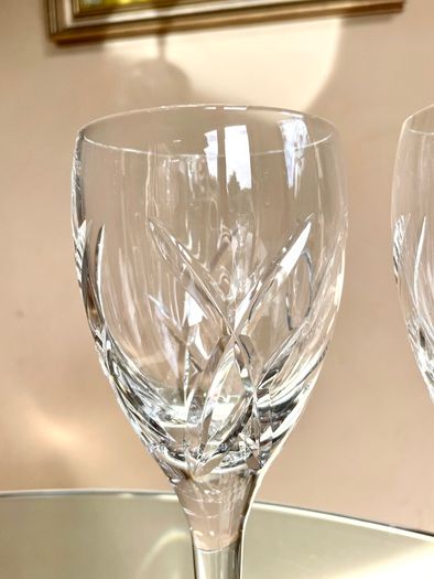 Pair of John Rocha at Waterford Crystal wine glasses - new