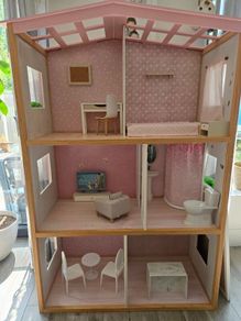 Our Generation Sweet Home Dollhouse & Furniture