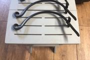 Hanging brackets