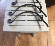 Hanging brackets
