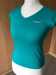 LA Gear V Neck T-Shirt Ladies size 8