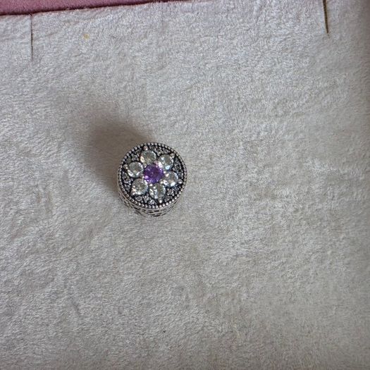 Pandora flower charm excellent condition fully hallmarked