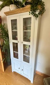 Display Cabinet