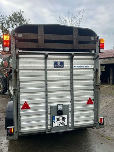 Ifor Williams 10ft x 5ft cattle trailer