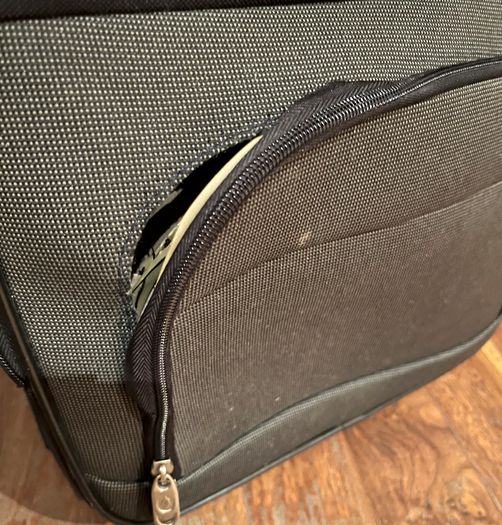 Oceanic suitcase