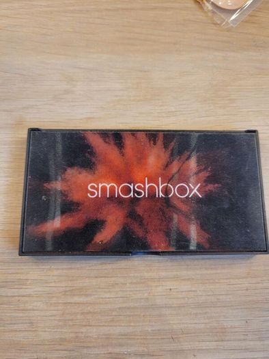 Smashbox eyeshadow palette