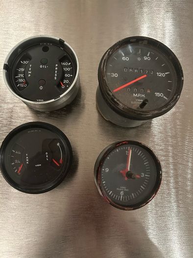 Porsche 911 Gauges 911 SC Carrera