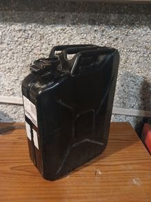 steel jerry can and spout