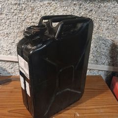 steel jerry can and spout