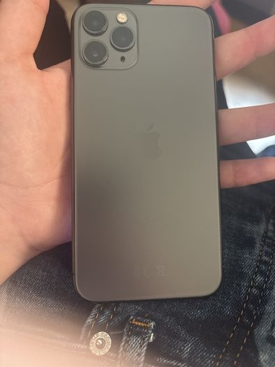 iphone 11  pro