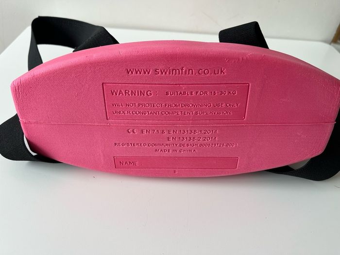 SwimFin shark swimming aid