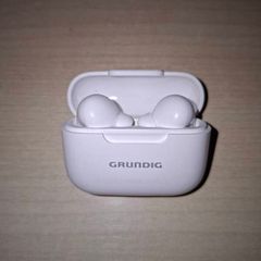 Earbuds