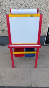 Kids Easel - white/black board