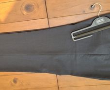 Men's 40" waist x 31" length trousers