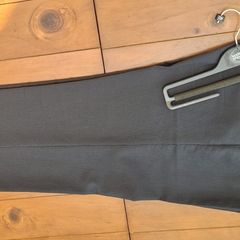 Men's 40" waist x 31" length trousers