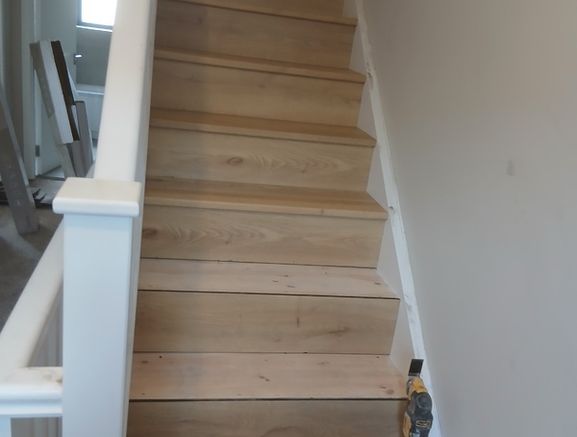 Timber floor fitter