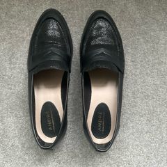 French brand Andre black leather loafers