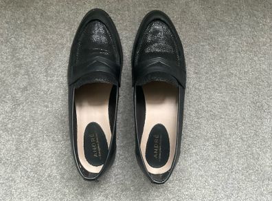 French brand Andre black leather loafers