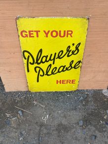 Players Sign