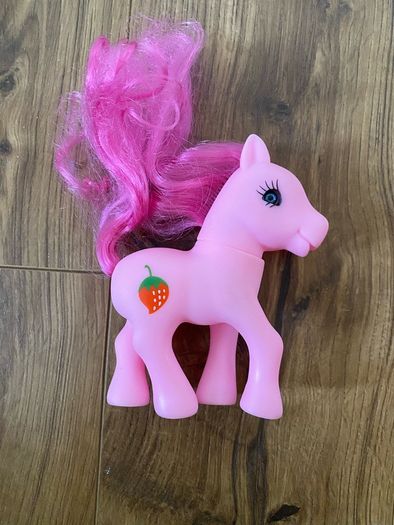 5 Vintage Pony Kids Toys / Figures