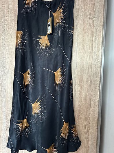 Galery skirt size UK10 prp25 euro New