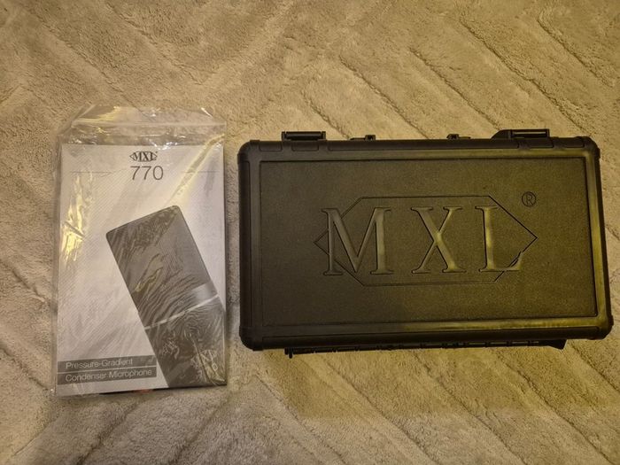 MXL 770 Condenser Microphone(Like New)