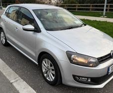 2013 Volkswagen Polo only 74.000 km - full services history