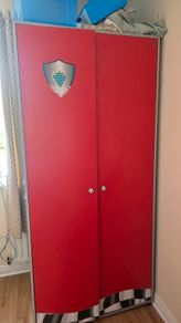 wardrobe