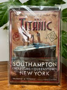 Retro Titanic tin sign wall decor