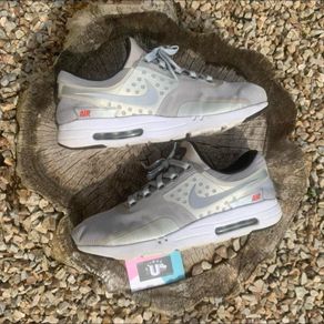 Premium Nike Air Max Zero Silver