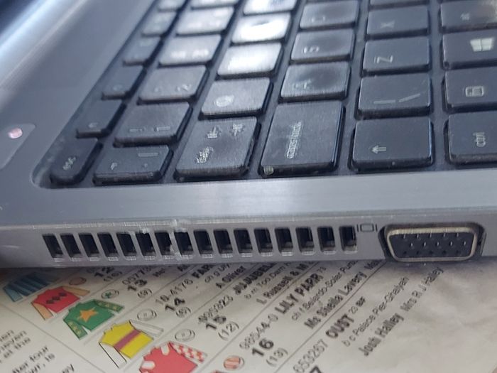HP ProBook 455 G2AMD A8-7100 Radeon R5, 8 Compute Cores 4C + 4G, 1.8GHz, 12GB Ram, 500GB HD, Windows 10, Micosoft Edge, Chrome, and VLC