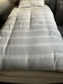 Single bed