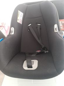 Car seat for age 6 months to 2 years plus with isofix base  .Very good condition and clean .25 euro for quick sale