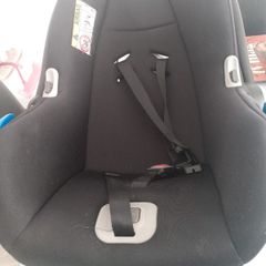 Car seat for age 6 months to 2 years plus with isofix base  .Very good condition and clean .25 euro for quick sale