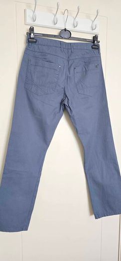 Calvin Klein chinos - 100% cotton size 31"W 30"L