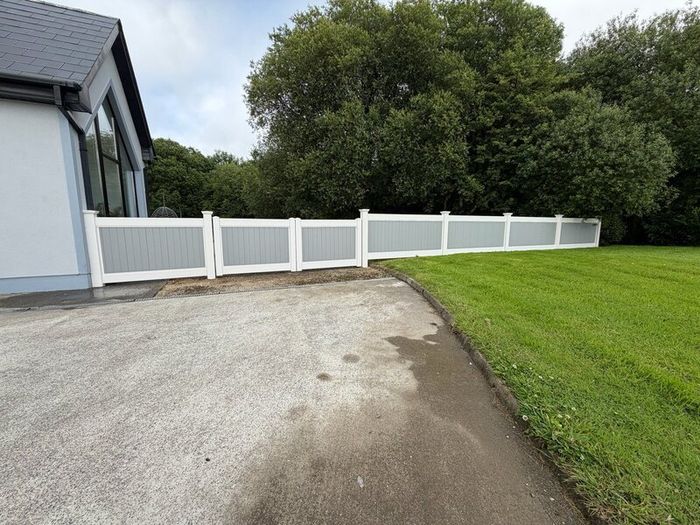 PVC No maintenance fencing