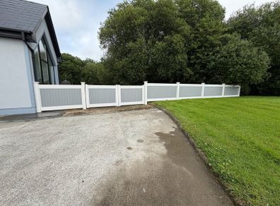 PVC No maintenance fencing