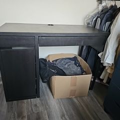 Small desk