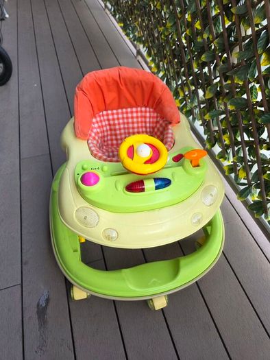 baby walker