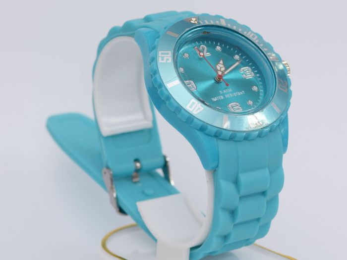 Ladies Quartz Watch