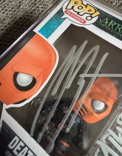 Funko Pop! MANU BENNETT as Deathstroke ARROW #210 Autographed Signed