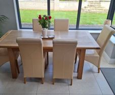 Solid Oak Extendable Dining Table & 6 Chairs