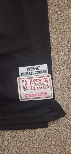 Mens Mitchell & Ness HC Homage to Home Chicago Bulls Jordan Jersey Used Size Medium NBA