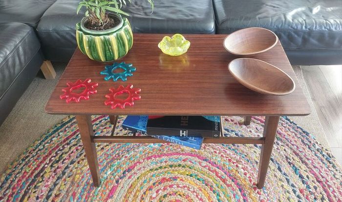Fabulous Mid-Century Modern, 50s Style, Retro Compact-Sized Coffee Table with Slatted Magazine/Book Shelf