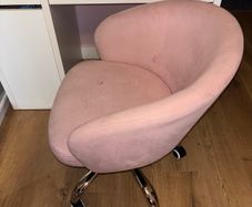 pink swivel chair
