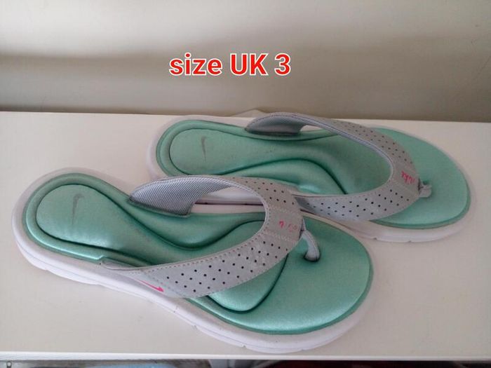 Nike flip flops UK 3