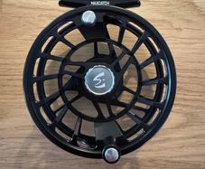 Fly reel