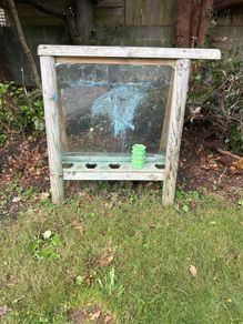 plum discovery painting easel